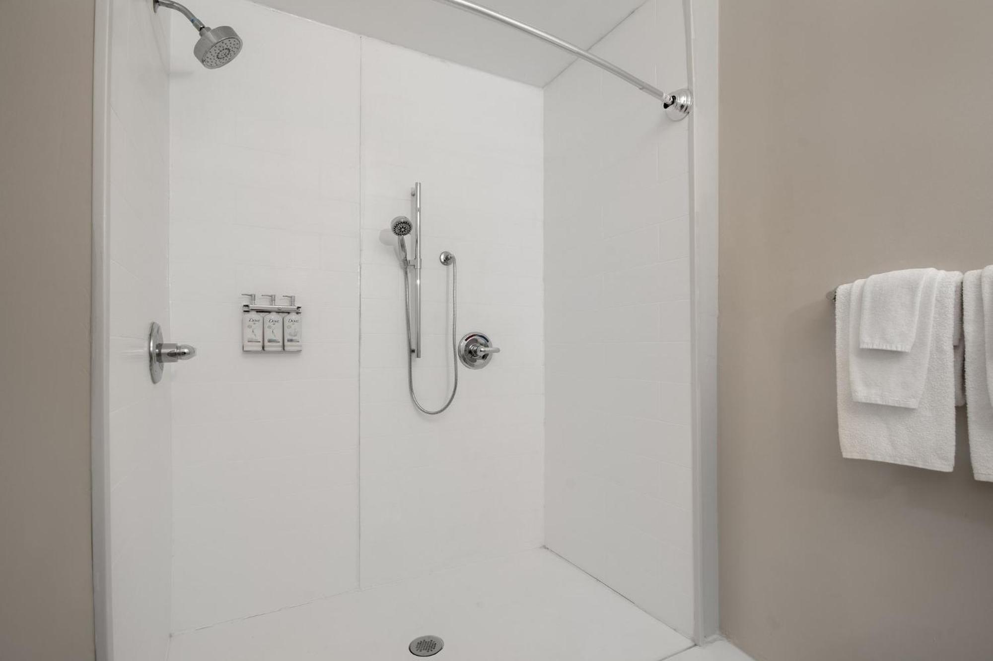 Holiday Inn Express & Suites Oscoda By Ihg Ngoại thất bức ảnh