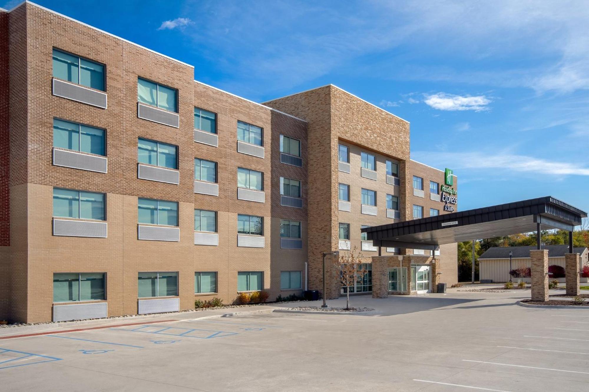 Holiday Inn Express & Suites Oscoda By Ihg Ngoại thất bức ảnh